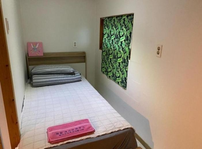 Warang Guesthouse เมืองเชจู ภายนอก รูปภาพ