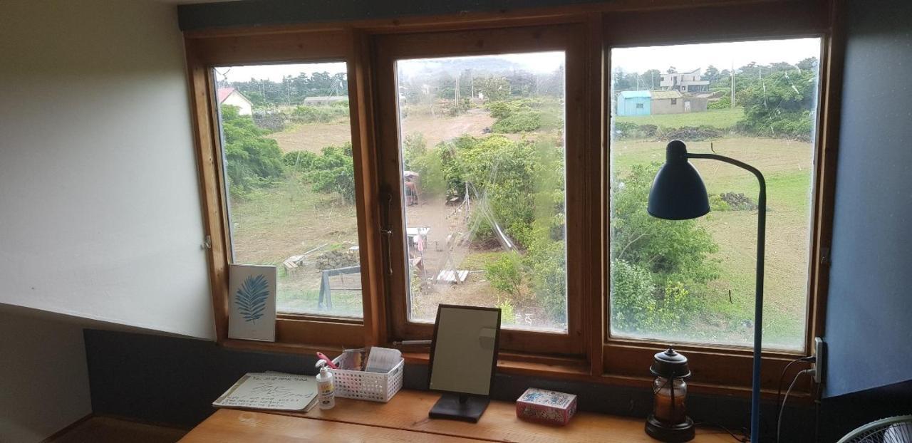 Warang Guesthouse เมืองเชจู ภายนอก รูปภาพ