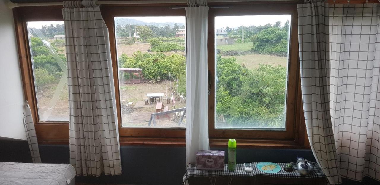 Warang Guesthouse เมืองเชจู ภายนอก รูปภาพ