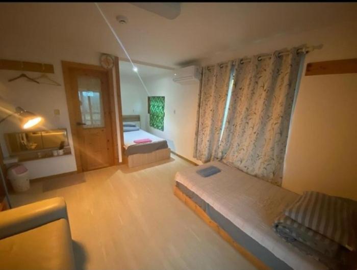 Warang Guesthouse เมืองเชจู ภายนอก รูปภาพ